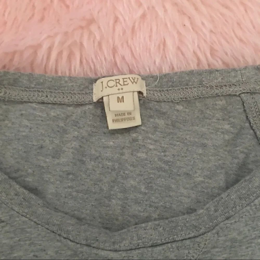 J Crew 3/4 Sleeve Basic Top - Picture 5 of 6